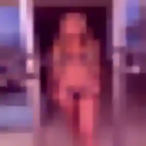 Takha, 42 ans, en ligne à Humbécourt pour une rencontre coquine