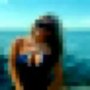 Astan, 22 ans, disponible à Igé pour une rencontre coquine