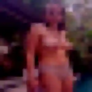 Lilou, femme de 35 ans propose plan cul à Issou