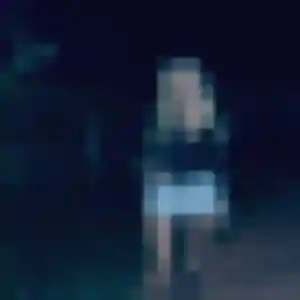 Esther de Jardin, 29 ans - plan cul discret