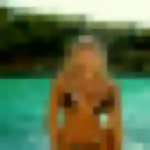 Photo privée de Michèle, 32 ans à Jumièges - rencontre coquine