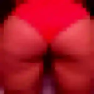 Photo sexy de Nassira, 25 ans à Juvigny - plan discret
