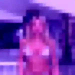 Sexy Kaddy, 28 ans à Kerlaz - découvrir son profil
