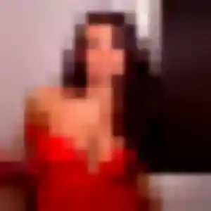 Arame, 28 ans, connectée à La Chapelle-aux-Filtzméens pour une rencontre coquine