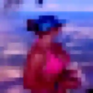 Morenike, 40 ans, connectée à La Chapelle-Saint-Laud pour une rencontre coquine