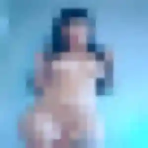 Photo de Hortense à La Coquille (33 ans) - plan cul discret