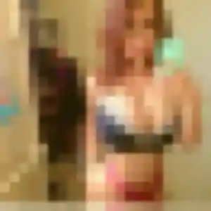 Nabou, fille de 38 ans veut plan cul à La Crau