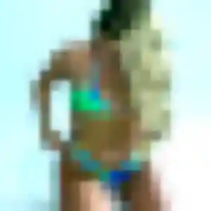Photo de Capucine à La Neuville (24 ans) - plan cul anonyme