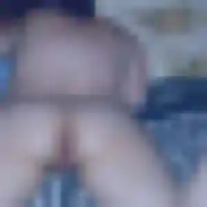 Photo de Céline à La Neuville (44 ans) - plan cul anonyme