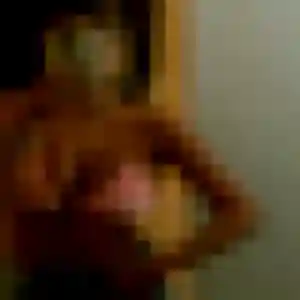 Photo privée de Mériem, 31 ans à La Pacaudière - rencontre coquine