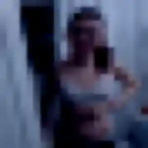 Jolie Valentine, 35 ans à La Roche-de-Rame - voir sa photo