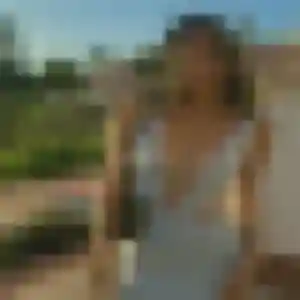 Takha, 24 ans, connectée à La Ville-aux-Dames pour un plan cul