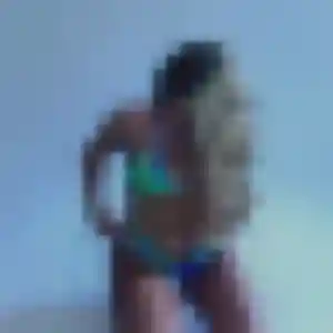 Déla, 43 ans, disponible à Labatut pour un plan cul