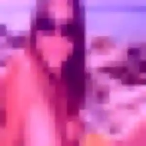 Découvre Gnilane, 34 ans à Lacroix-sur-Meuse en privé