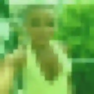 Charmante Naomie, 25 ans à Lagorce - la contacter