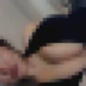Photo de Esther à Lamarque (31 ans) - plan cul discret