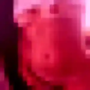 Sarah, 36 ans, disponible à Landujan pour un plan cul