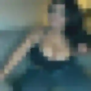 Delphine (26 ans) à Langrolay-sur-Rance propose un plan cul maintenant