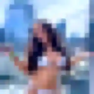 Funke, femme de 33 ans cherche plan cul à Lanildut