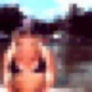 Contacte Bernadette, 31 ans à Lannilis en t'inscrivant