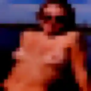 Rencontre Muthoni, 44 ans à Larmor-Baden en privé