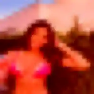 Photo privée de Amira, 37 ans à Le Croisty - rencontre coquine