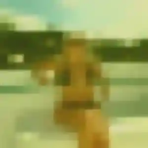 Sexy Nassira, 29 ans à Le Lavandou - voir sa photo
