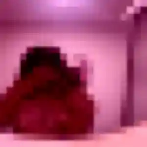 Photo privée de Zineb, 22 ans à Le Mesnil-le-Roi - plan discret