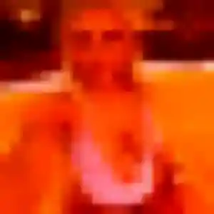 Rejoins Justine, 26 ans à Le Mesnil-Réaume en privé