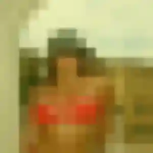 Photo privée de Efua, 22 ans à Le Puy-Sainte-Réparade - rencontre coquine