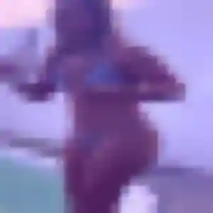Photo privée de Bousso, 39 ans à Le Vigan - rencontre coquine