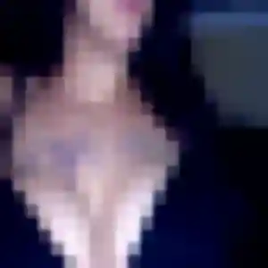 Photo de Neneh à Lée (22 ans) - plan cul discret