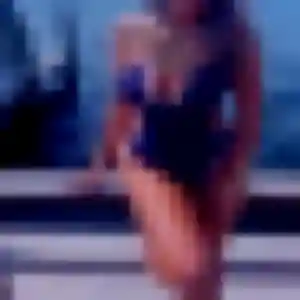 Toyin, 27 ans, cherche un plan cul à Les Authieux-sur-le-Port-Saint-Ouen