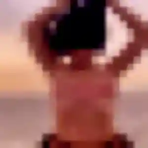 Photo privée de Daba, 22 ans à Llupia - rencontre coquine