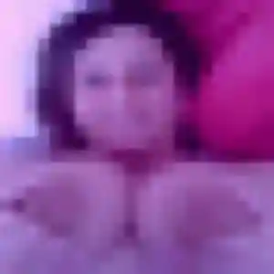 Monique, 33 ans, connectée à Louailles pour une rencontre coquine