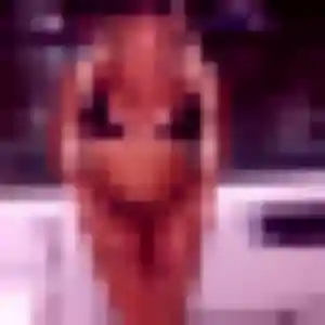Élise, 22 ans, en ligne à Loudes pour une rencontre coquine