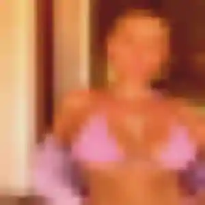 Francine (24 ans) à Lourches propose une rencontre maintenant