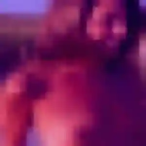 Akissi, fille de 40 ans cherche plan cul à Louzy