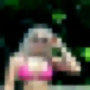 Kelly, femme de 37 ans cherche plan cul à Luché-Pringé