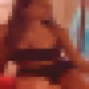 Contacte Zaïna, 44 ans à Luxeuil-les-Bains gratuitement