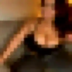 Contacte Bukola, 24 ans à Magnanville gratuitement