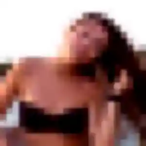 Exaucée, 33 ans, connectée à Maillezais pour une rencontre coquine