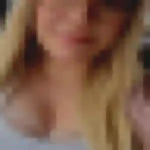 Comfort, 24 ans, en ligne à Malintrat pour une rencontre coquine