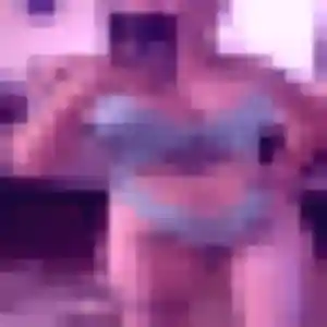 Mélissa, 28 ans, connectée à Mannevillette pour un plan cul