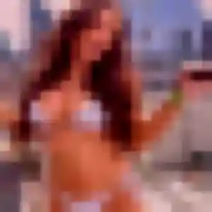 Affoué, 23 ans, connectée à Marans pour une rencontre coquine