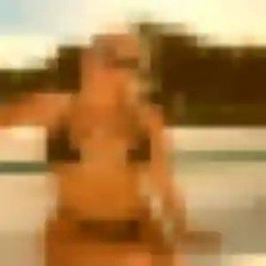 Rejoins Amara, 24 ans à Marcenod gratuitement