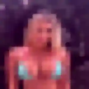 Sexy Yolène, 26 ans à Marcillat-en-Combraille - voir sa photo
