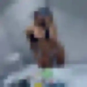 Rejoins Akouavi, 33 ans à Marennes-Hiers-Brouage gratuitement