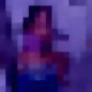 Rejoins Akua, 25 ans à Mareuil-la-Motte en privé