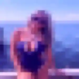 Aminata, 32 ans, en ligne à Marlenheim pour une rencontre coquine
